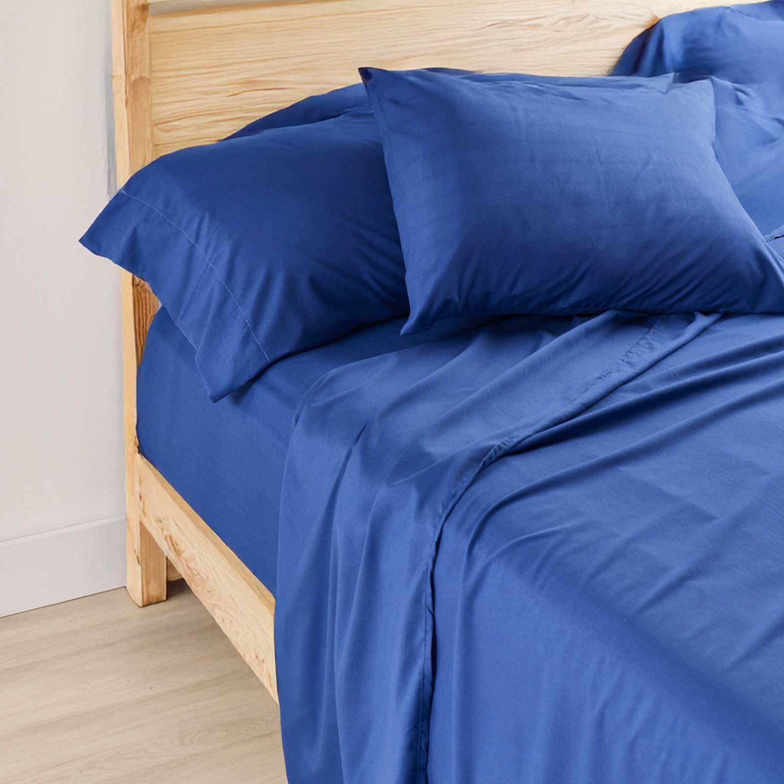 Microfiber Solid Sheet Set, Queen, Assorted, 4 Piece